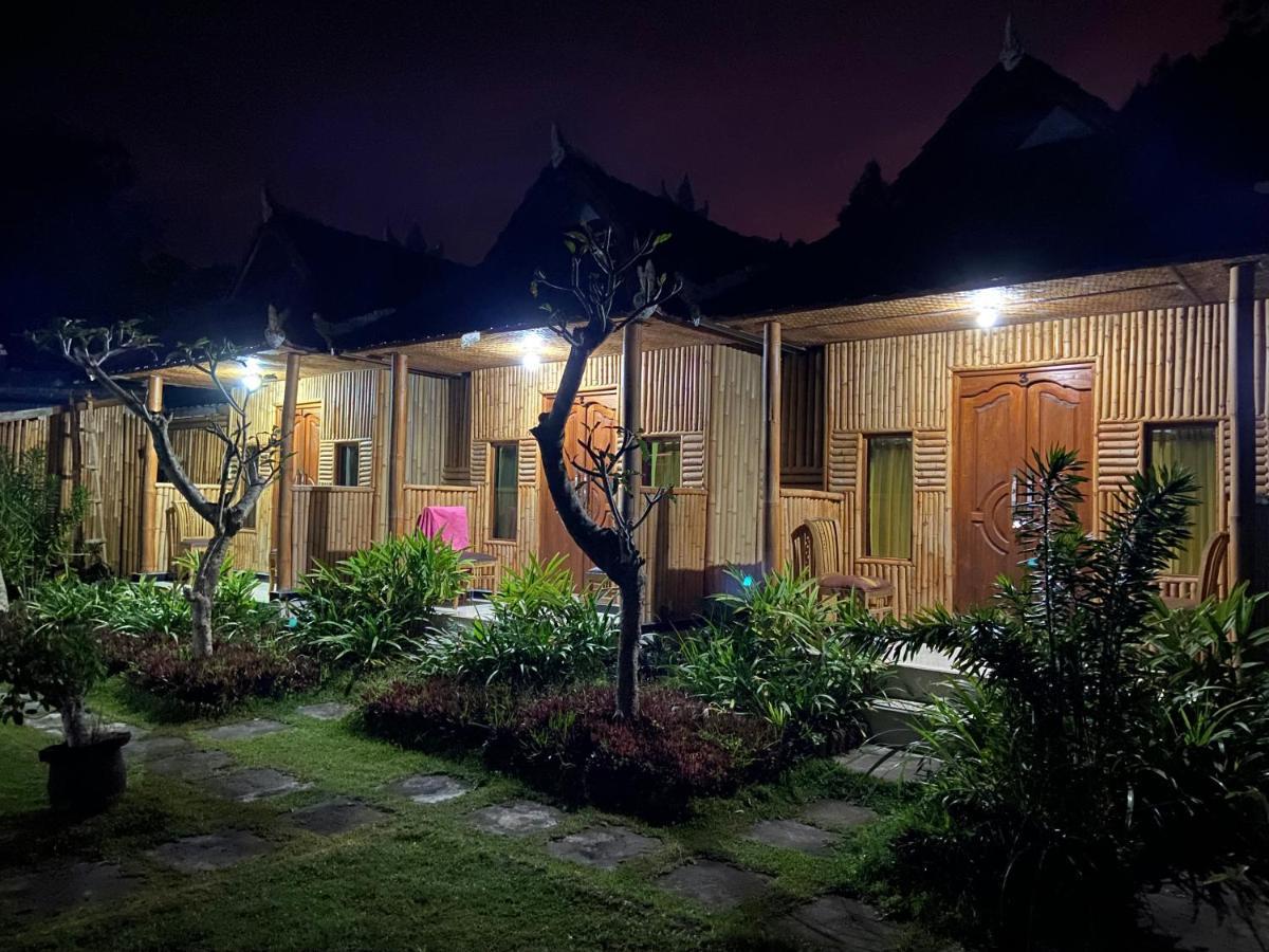 D'Yoga Bamboo House Hotel Kintamani  Exterior photo