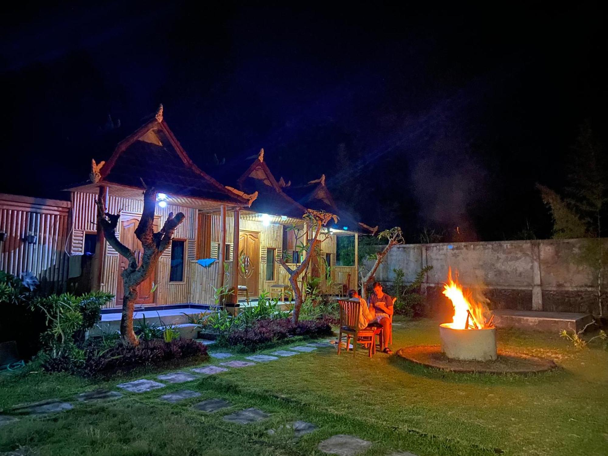 D'Yoga Bamboo House Hotel Kintamani  Exterior photo