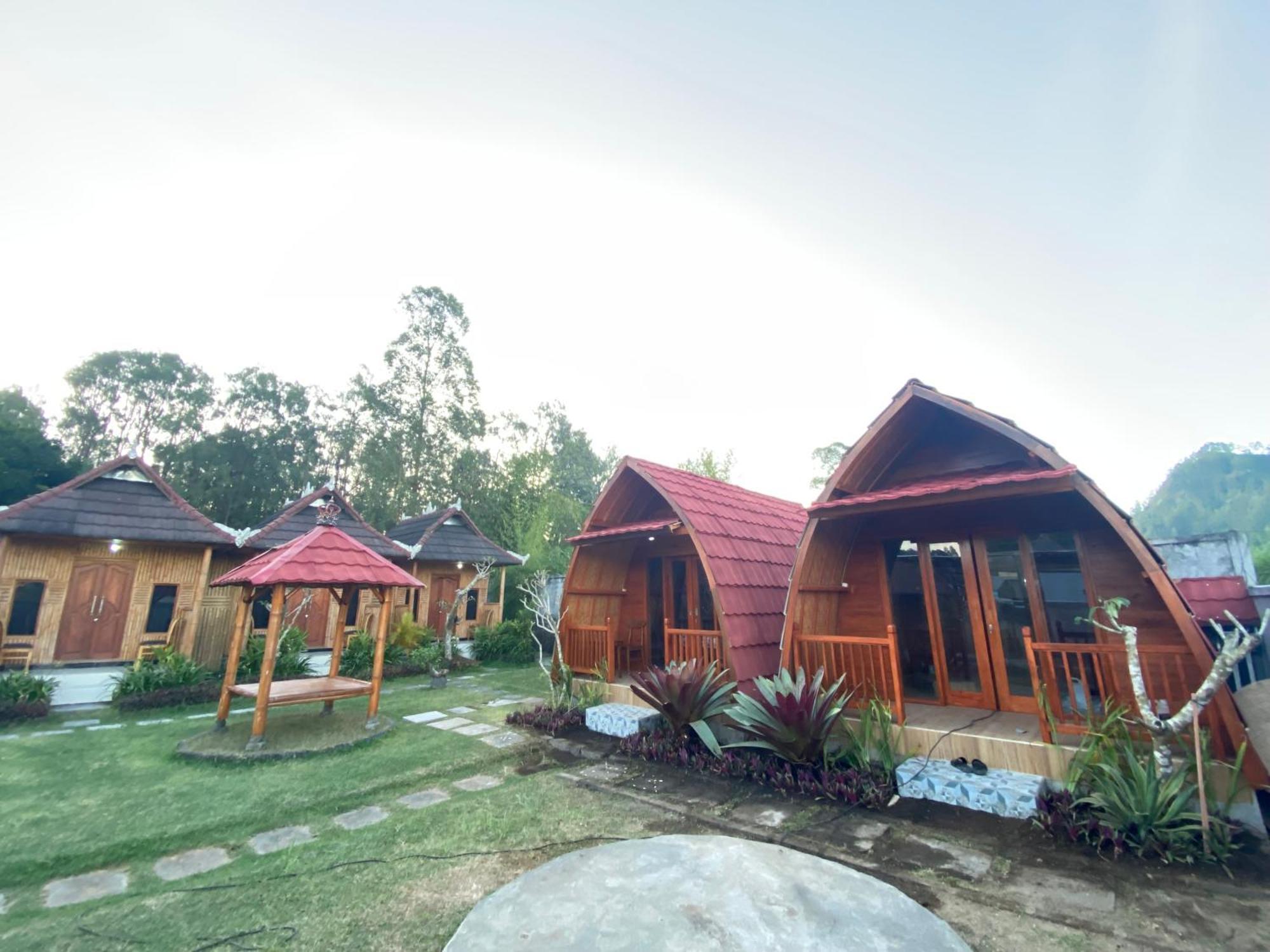 D'Yoga Bamboo House Hotel Kintamani  Exterior photo